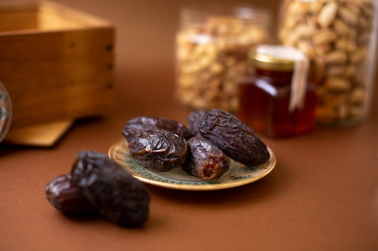 تصویر 1 از قیمت خرما مضافتی بم درجه یک + خرید باور نکردنی